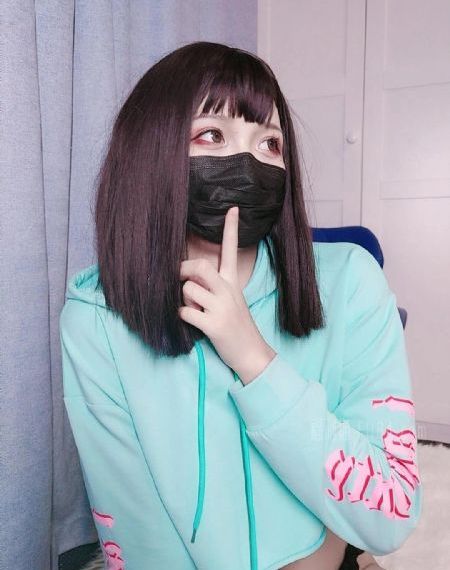 两个裸男脱了内裤互摸文章_720完整版观看