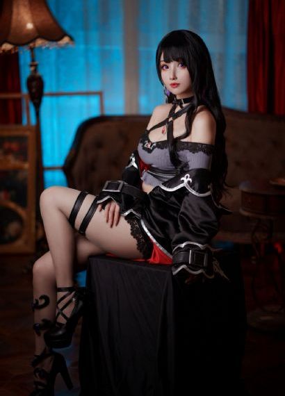 欧美美女性感内衣_720全集免费观看