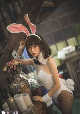 亚洲av色日在线_HD电影完整版